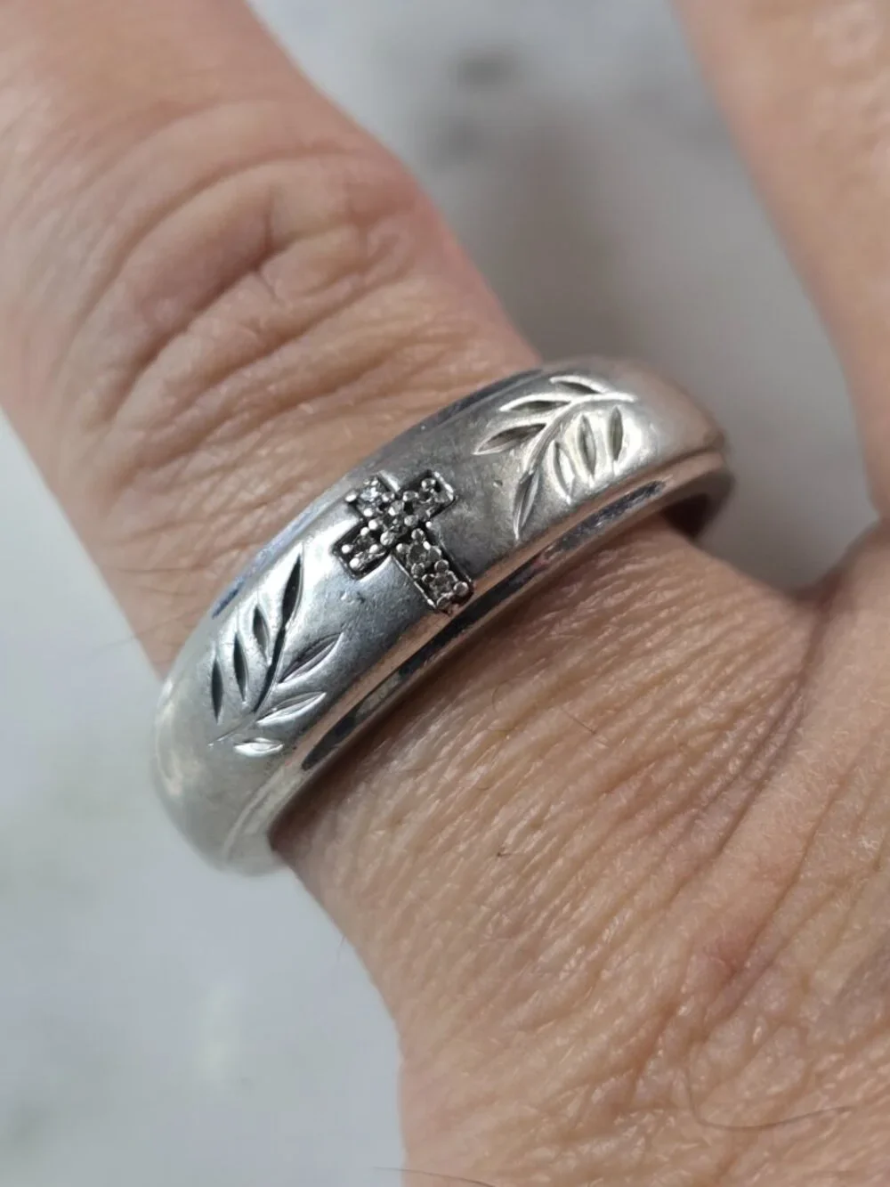 Mens Vintage Estate Sterling Silver Religious Cross Ring 5.1g E7989